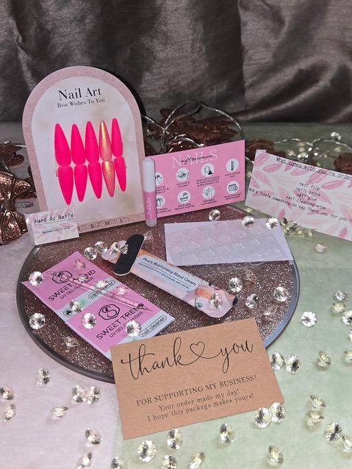 Buy & Sell Ringmore South Hams - Photos for Hand made press on nails size S