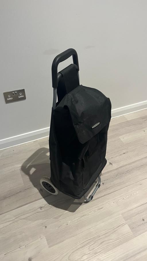 Buy & Sell Castle Green East London - Photos for Grocery trolley