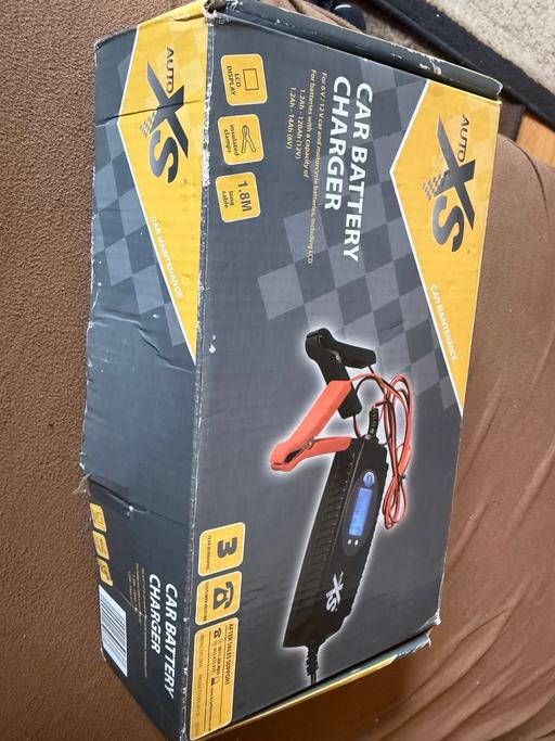 Buy & Sell Birchills Walsall - Photos for Car bike battery charger 12v 6 v