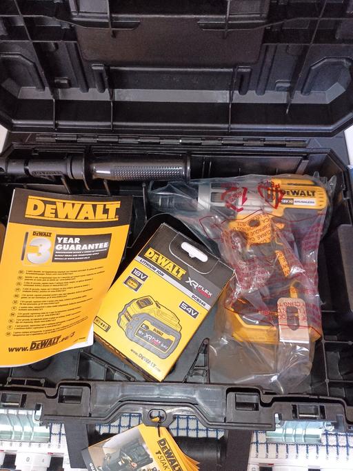 Buy & Sell Harrow on the Hill North West London - Photos for DeWalt combi hammer drill plus battery