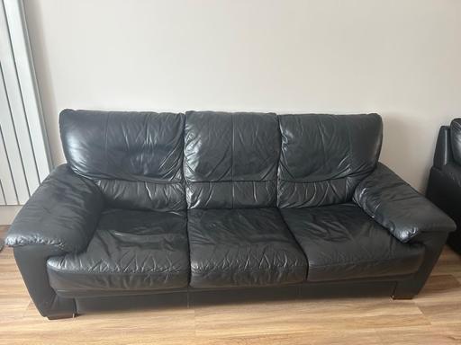 Buy & Sell Southall Ealing - Photos for Black Leather Sofa