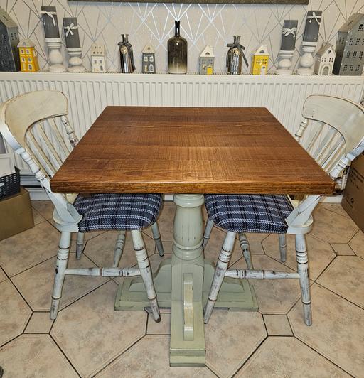 Buy & Sell Miry Lane Industrial Estate Wigan - Photos for refurbished pub table and 2 chairs