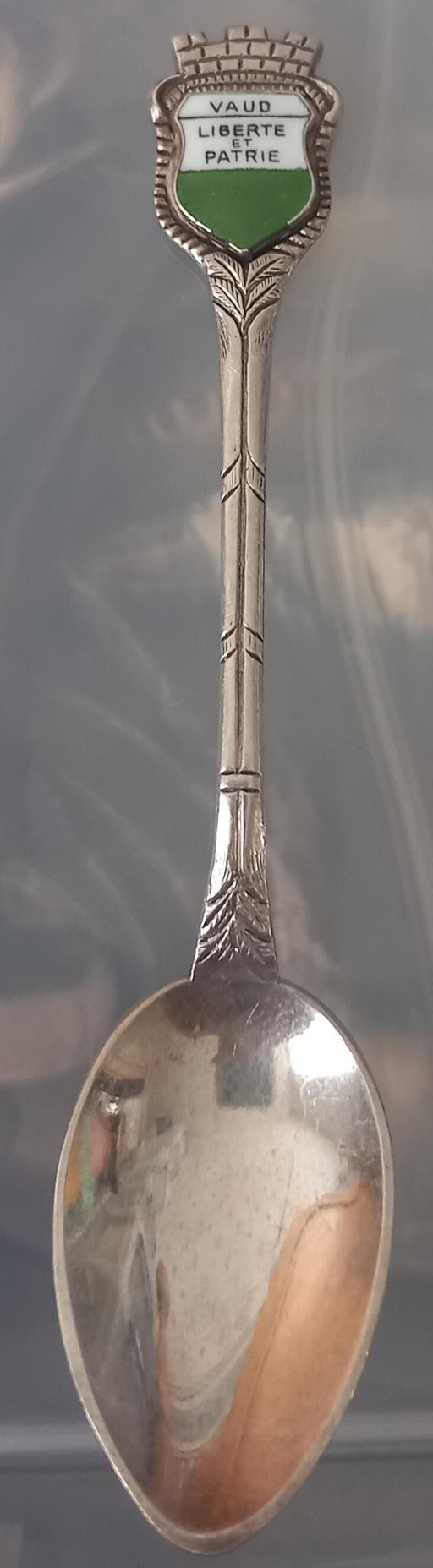 Buy & Sell Thatto Heath Saint Helens - Photos for Canton of Vaud, Switzerland enamel spoon