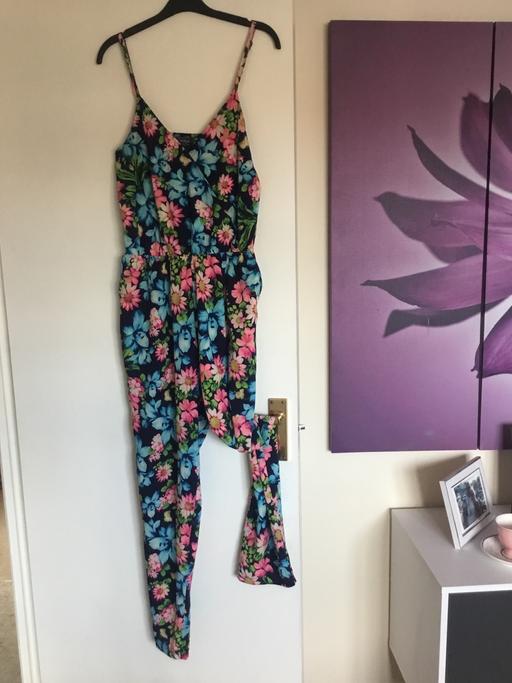 Buy & Sell Willenhall Walsall - Photos for All in one with adjustable straps 12