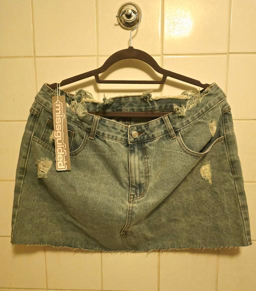 Buy & Sell Greenwich South East London - Photos for Misguided Distressed Raw Hem Denim Mini Skirt