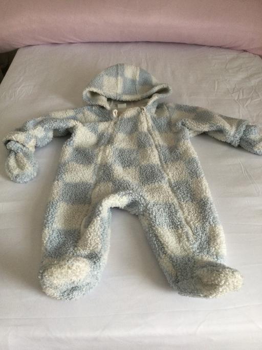Buy & Sell Shildon County Durham - Photos for Snow suit age 6/9 months