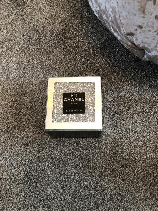 Buy & Sell Cheshunt Broxbourne - Photos for CHANEL GLITTERY ORNAMENT