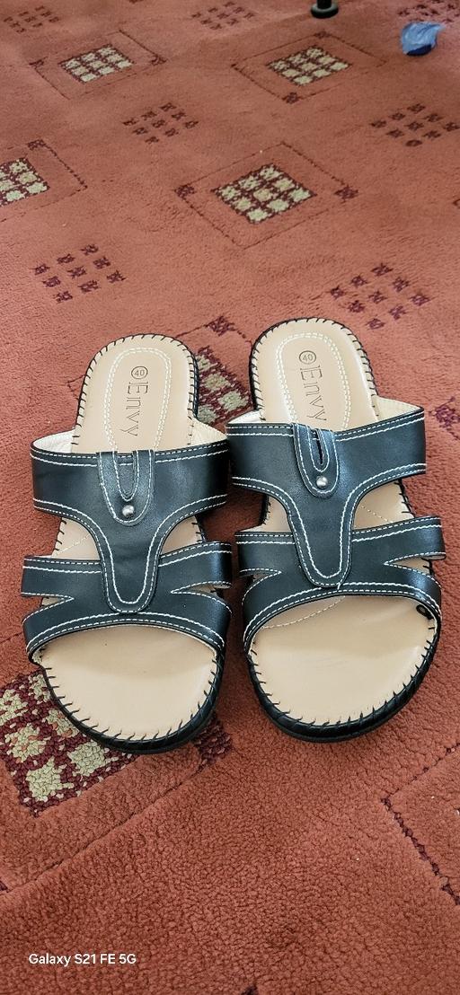 Buy & Sell Bloxwich Walsall - Photos for SANDEL,S NEW SIZE 7