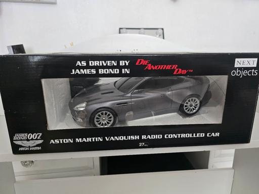 Buy & Sell Kings Heath Industrial Estate West Northamptonshire - Photos for 007 Aston Martin Vanquish 1/18 RC