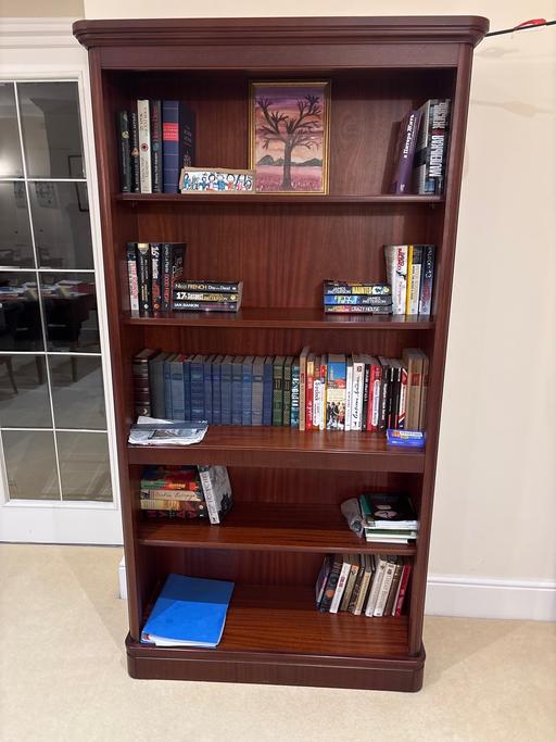 Buy & Sell Windlesham Surrey Heath - Photos for bookshelf