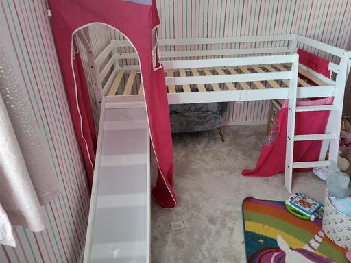 Buy & Sell Belmont Sutton - Photos for mid sleeper with slide