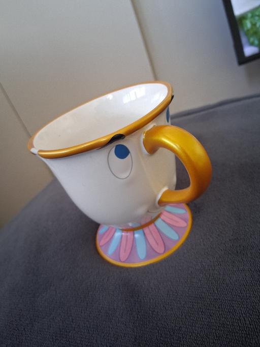Buy & Sell Chase Terrace Lichfield - Photos for Disney cup. chip