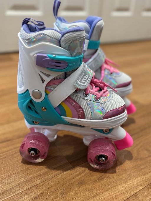 Buy & Sell Widmore South East London - Photos for Roller skates for girl