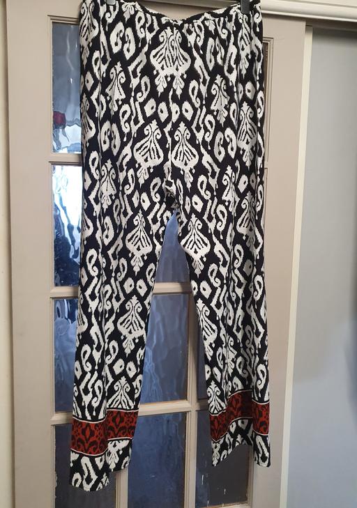 Buy & Sell Oxley Wolverhampton - Photos for New trousers