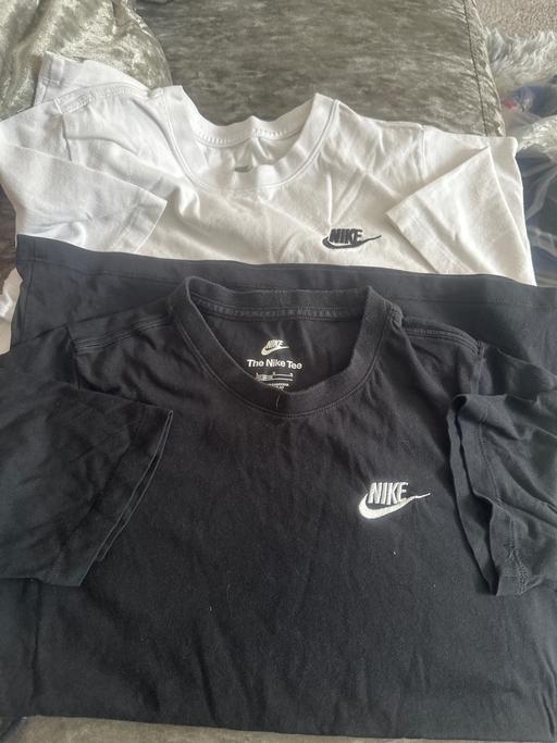 Buy & Sell Thamesmead South East London - Photos for 2 Nike t shirts 11-12 years
