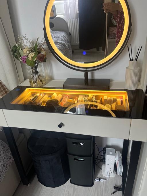 Buy & Sell East London East Ham - East London - Photos for Dressing table