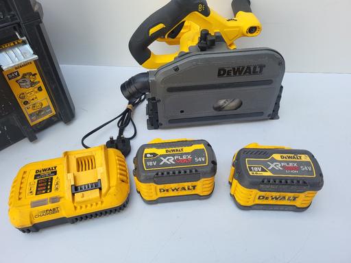 Buy & Sell Yew Tree Estate Sandwell - Photos for DeWalt DCS520 54V XR Plunge Saw 2x9.0ah batt