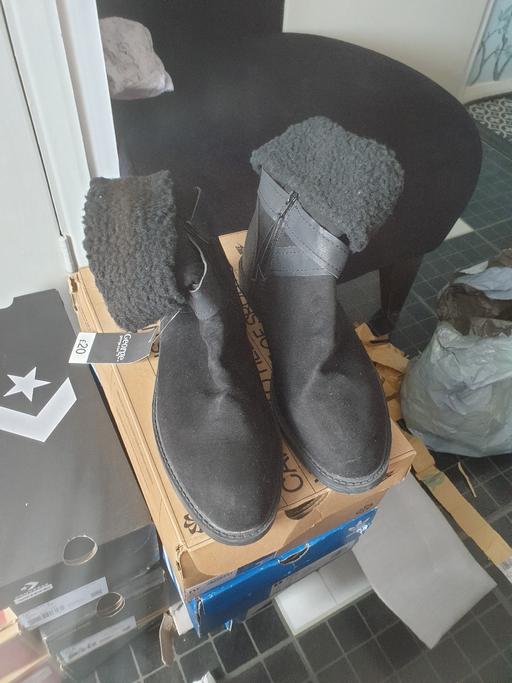 Buy & Sell Plumstead South East London - Photos for black boots size 9 black new still got tags