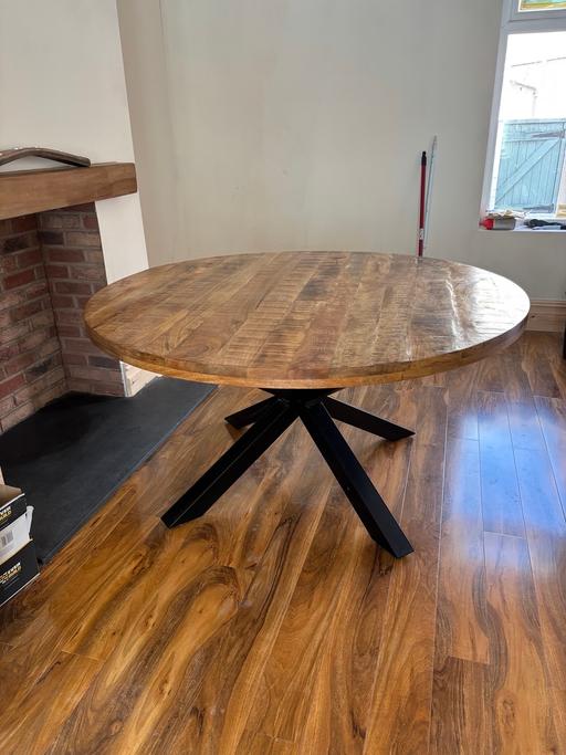 Buy & Sell Sandfield Park Liverpool - Photos for Dinning table