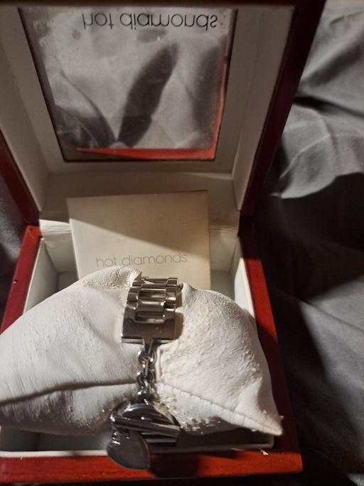 Buy & Sell Reading Town Centre Reading - Photos for Hot Diamonds ladies watch