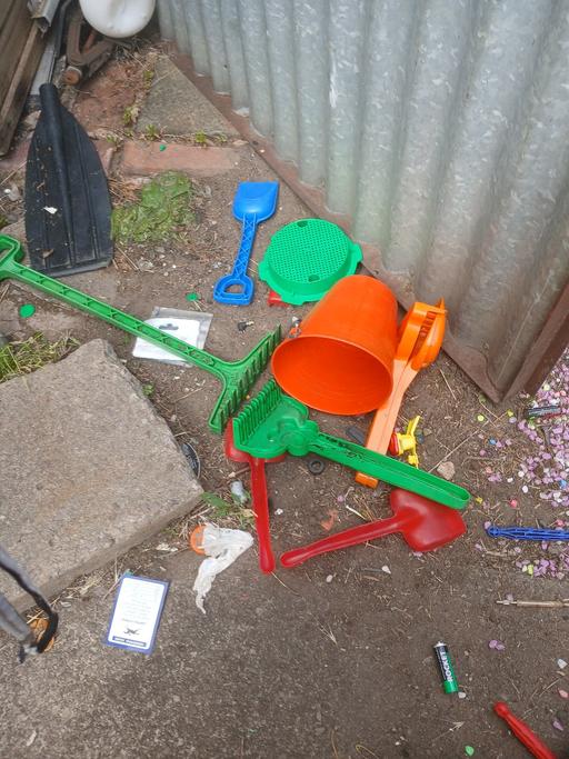 Buy & Sell Hurst Business Park Dudley - Photos for seaside bits spades forks bucket