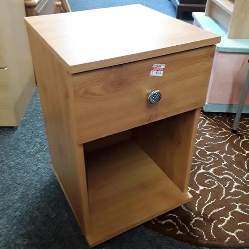 Buy & Sell Saint Pauls Trading Estate Tameside - Photos for Small pine-effect bedside cabinet
