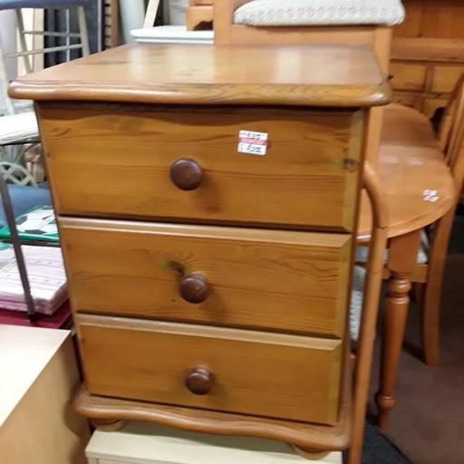 Buy & Sell Saint Pauls Trading Estate Tameside - Photos for Solid pine lacquered bedside cabinet