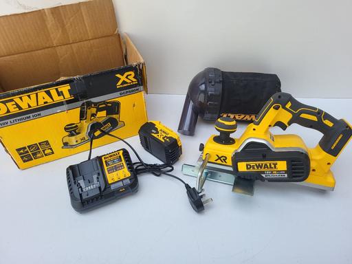 Buy & Sell Yew Tree Estate Sandwell - Photos for DeWalt DCP580 18V XR Brushless Planer 1x5.0