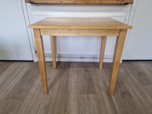 Buy & Sell Hasbury Dudley - Photos for Solid Wood Dining Table Ex Cond
