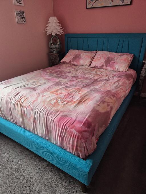 Buy & Sell South Yorkshire Sheffield - Photos for King-size bed and mattress
