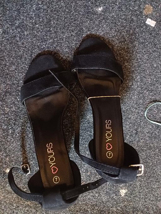 Buy & Sell Wickersley Rotherham - Photos for yours sandals
