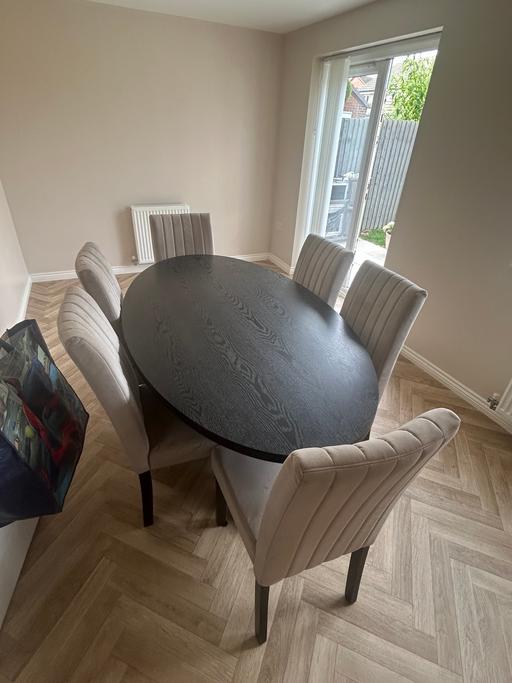 Buy & Sell Upper Gornal Dudley - Photos for 6 seater dining table and chairs