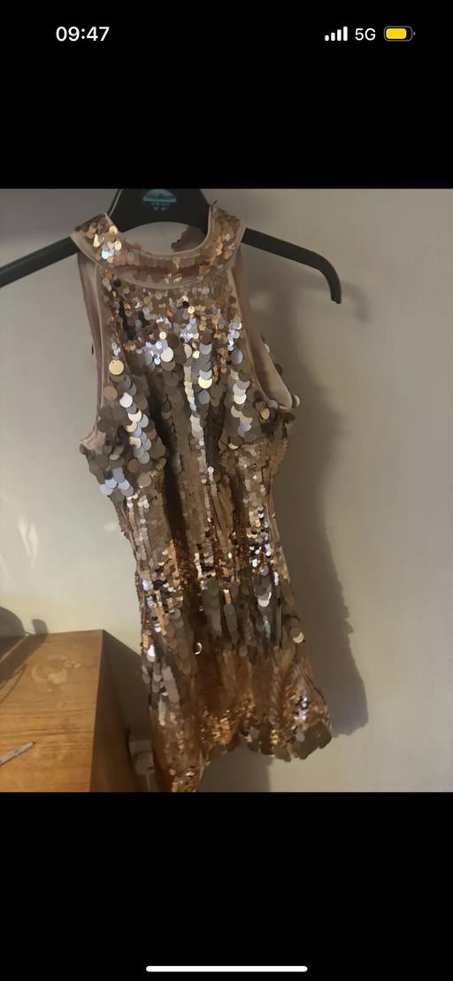 Buy & Sell Bromley by Bow East London - Photos for Karen Millen Gold Sequin Dress