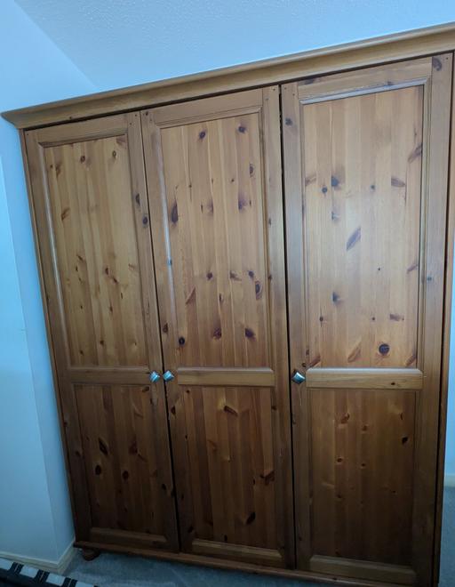 Buy & Sell Netherton Dudley - Photos for Triple wardrobe with rail and shelves 