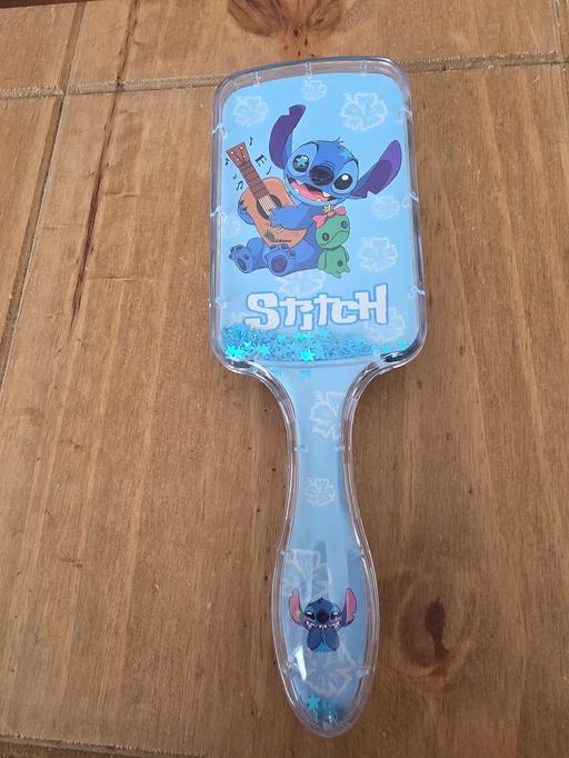 Buy & Sell Blackpool Town Centre Blackpool - Photos for Stitch hairbrush NEW