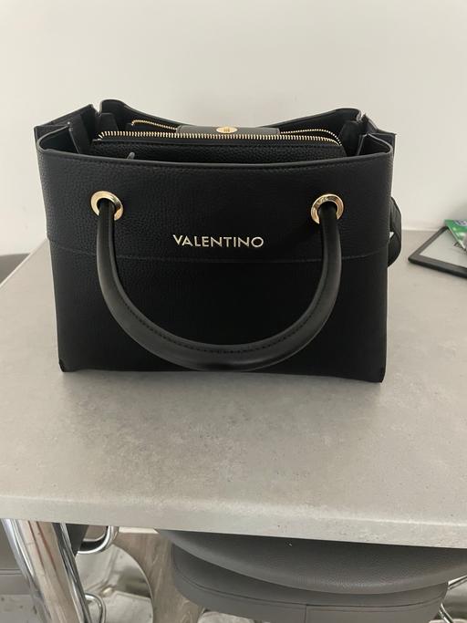 Buy & Sell Woodside Telford and Wrekin - Photos for Valentino black handbag