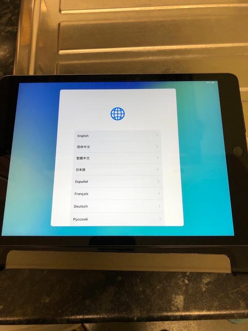 Buy & Sell North West London Willesden Green - North West London - Photos for Ipad 9th Gen, 64gb, Wifi + Cellular, As New