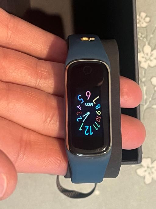 Buy & Sell South Yorkshire Rotherham - Photos for Radley smart watch series 6 blue and gold