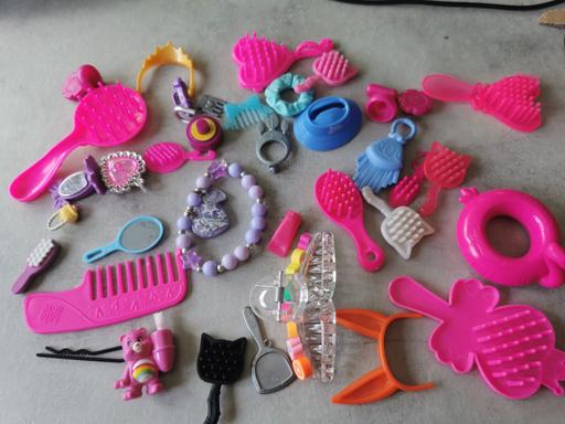 Buy & Sell Staffordshire Tamworth - Photos for Hairdresser doll toys collection