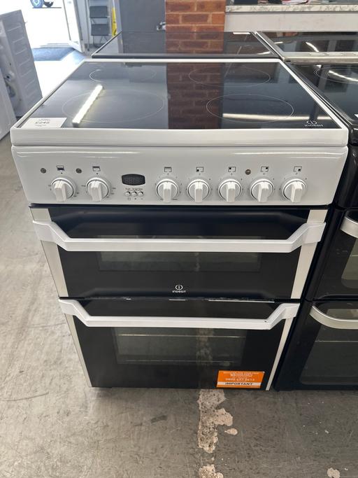 Buy & Sell West Midlands Wolverhampton - Photos for Indesit 60cm Ceramic Hob Electric Cooker