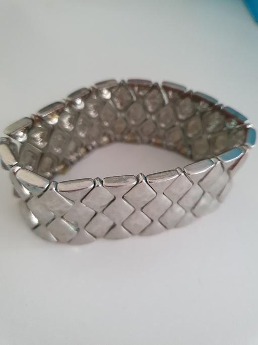 Buy & Sell Oxley Wolverhampton - Photos for Bracelet