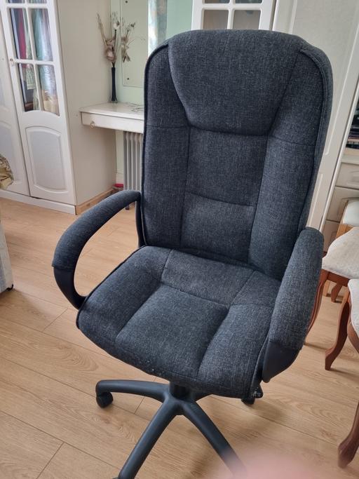 Buy & Sell East London Redbridge - Photos for Executive office chair