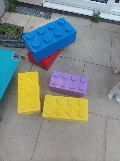 Buy & Sell Woodsetton Dudley - Photos for Lego boxes full of Lego