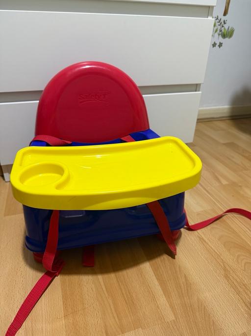 Buy & Sell North London White Hart Lane Station - North London - Photos for Easy care swing tray booster seat