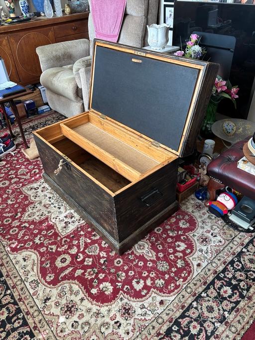 Buy & Sell Kidbrooke South East London - Photos for c1870 oak campaign trunk travel chest