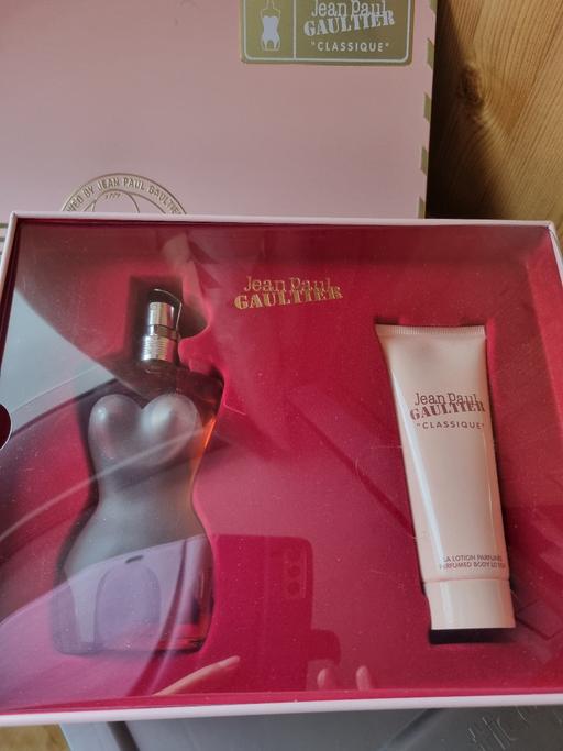 Buy & Sell Grangemouth Falkirk - Photos for perfume