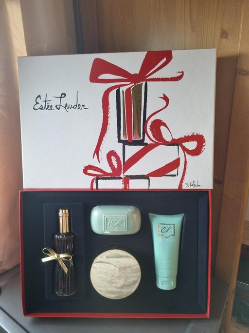 Buy & Sell Grangemouth Falkirk - Photos for perfume