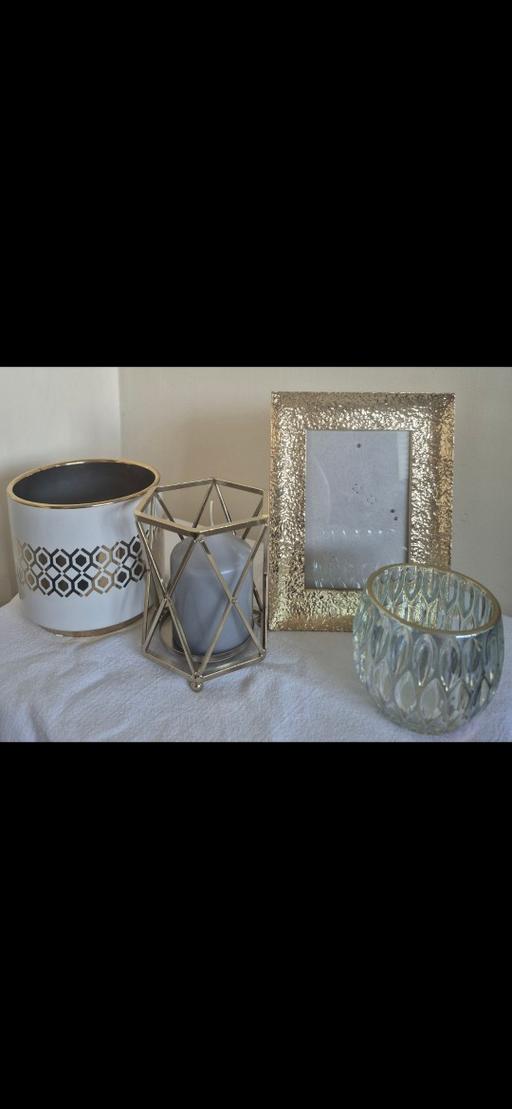 Buy & Sell Moss Pit Stafford - Photos for Gold Room Accessories