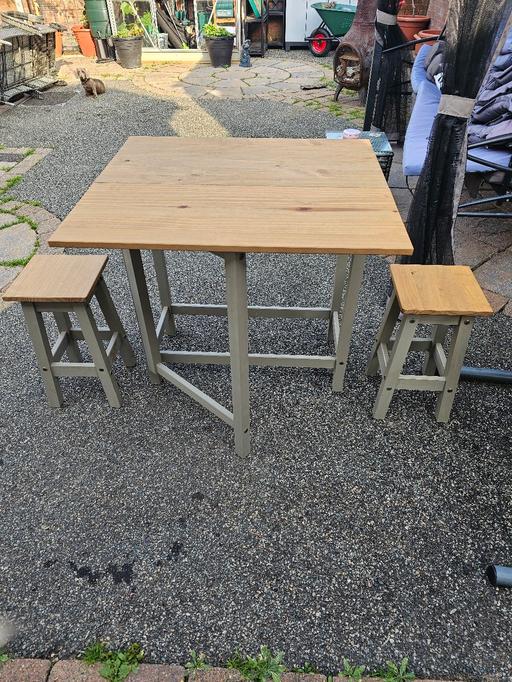 Buy & Sell Holywell Flintshire - Wales - Photos for table and two stools
