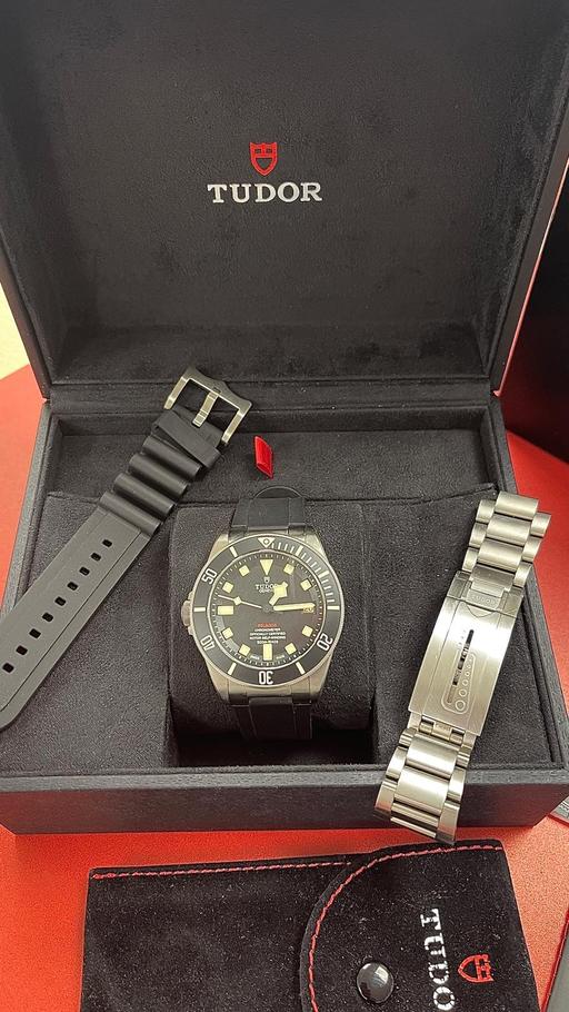Buy & Sell Edwalton Rushcliffe - Photos for Tudor Pelagos LHD